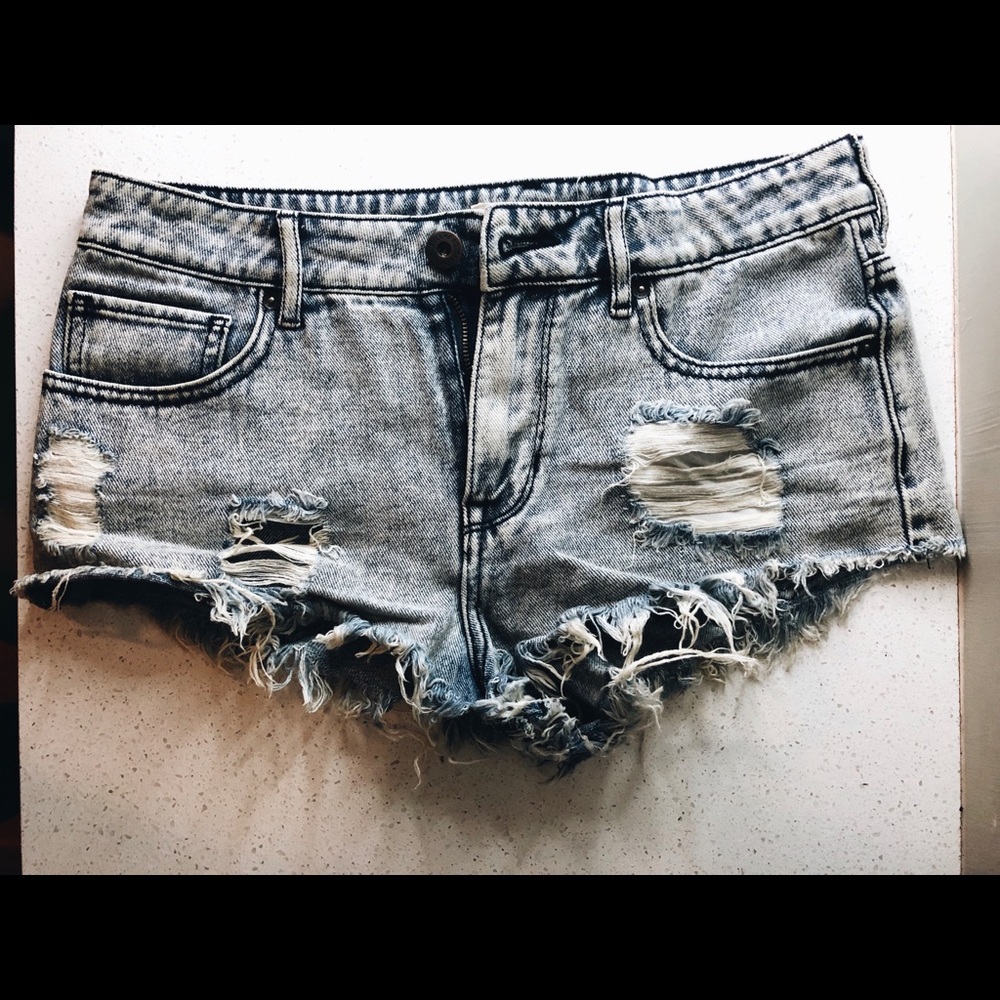 PacSun cut off shorts